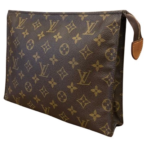 trousse de toilette louis vuitton occasion